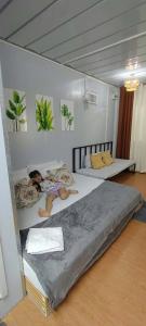 Villa Seresa Family Container 1