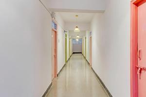 Capital O Elite Stay Jp Nagar Near SRI SATHYA GANAPATHI SHIRDI SAIBABA Temple