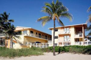 Windjammer Resort & Beach Club