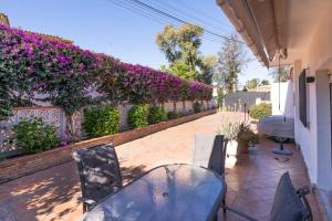 Charming two bedroom house close to the sea
