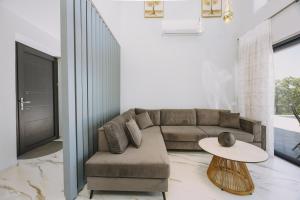 Satori upscale sea-view villas