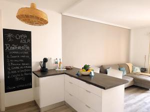 Rentenerife Casa Lola Medano Beach