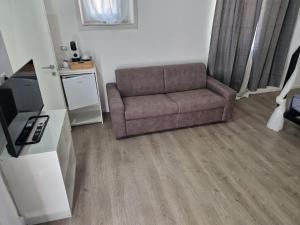 Kairos Rooms & Suite