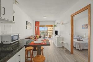 Las Vistas Beachfront