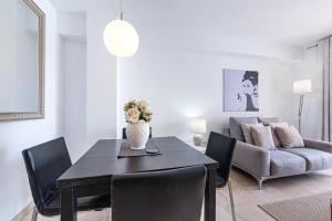 Modern 2-bed 2-bathroom by the pool Las Fuentes de Nerja