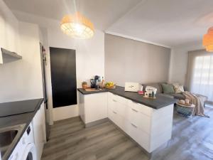 Rentenerife Casa Lola Medano Beach