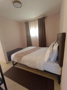 Hôtel Les 12 Collines, Ivato Aéroport