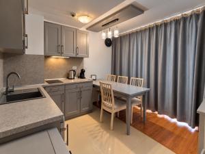 Belvedere Deluxe Apartment With Terrace L103