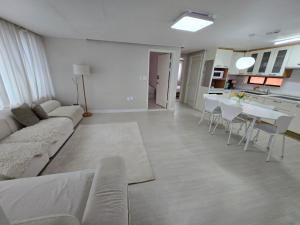 High Street Guest House