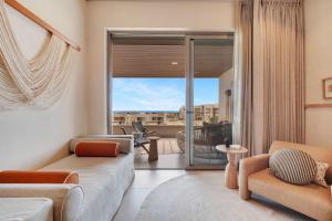 Stunning Brand New 3 Bdr Condo in VistaVela Sunset