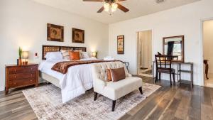 15 min to AT&T Stadium - Game Room - Sleeps 12