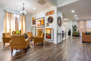 15 min to AT&T Stadium - Game Room - Sleeps 12