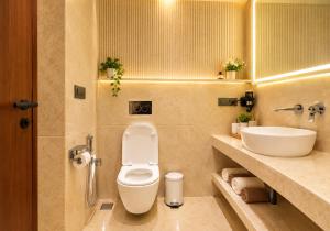 Dasashwamedh Ghat Road Hotel Agst2 Residency Near Manikarnika Ghat# Vishwanath Temple # Lift- Restaurant # Bangali Tola, Varanasi
