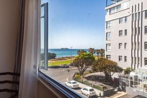 Ocean Front Bliss Sea Point
