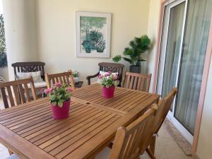 VILAMOURA ESCAPE with a Large Balcony and 2 Parking spaces