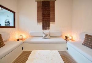 Artisan Home, 7 Bedrooms, AC, Rooftop View