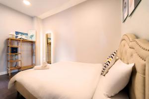 Cozy 170 Home In Saigon City
