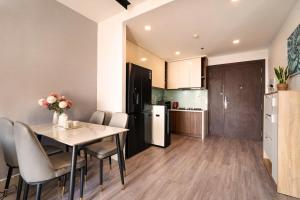 Cozy 170 Home In Saigon City