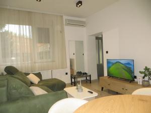 Dante City Residence