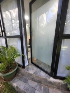 Private & quite 1 bedroom with backyard garden