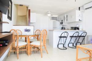2-Level Oceanfront Villa with Private Terrace and patio at Villas Marlin
