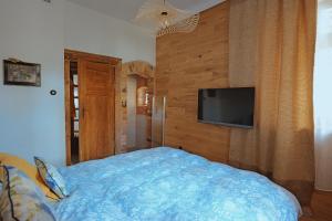 Na Lipowej 8 - Klimatyczny Apartament w Zabytkowym Domu - Poznań Wilda