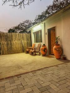 Nahango Luxury Suites- The Acacia