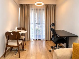 1 Br at Marina Bay, Westlands with complimentary access to Gym and Pool