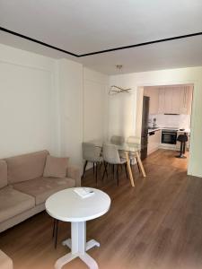Elara Apartment