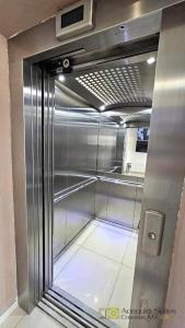 A22 Premium Suite BLACK MAX Cocina Terraza Companies Work Teams 2-4 PAX