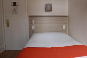 Hotels Hotel De La Cathedrale : Chambre Simple Standard