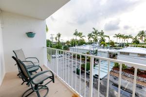 Harbor Canal Comfy Condo
