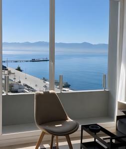 Vista al mar y gimnasio - Estudio convertible para tres personas