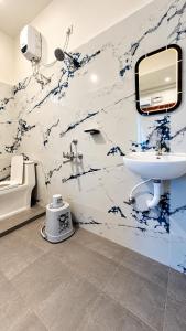THE PLAZA, Very Close to Indira Gandhi Square, Near Sri Kamatchi Hotel, 100 feet Road, PONDICHERRY - BMC