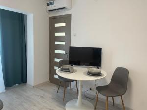 Silk Apartment