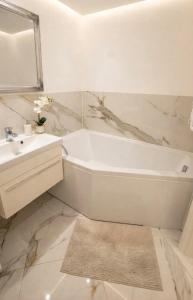 Apartment Kaczorowskiego 14