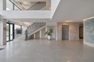 Sea&Lake Mielno Unique Apartments for a Family Holiday by the Sea with Parking by Noclegi Renters