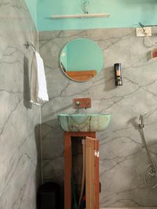 Shanay Hostel & Cafe