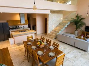 Stunning 4BR Villa with Private Pool La Veleta Retreat