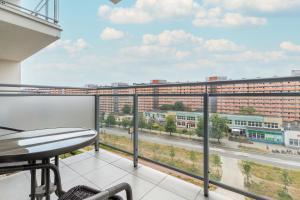 Cztery Oceany Studio for 4 Guests with Balcony & Parking Gdańsk by Noclegi Renters