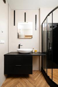 Obywatelska Retkinia Comfort Apartment by BookingHost