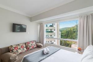 Conforto em Cond. c Piscina e Vista Cid. INT1812