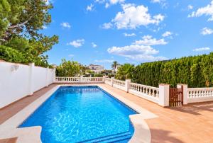 Villa al Canal con Piscina