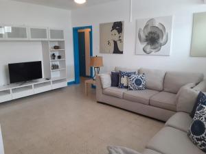 Condado Apartment 3BR Walk to Beach Wi-Fi