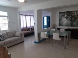 Condado Apartment 3BR Walk to Beach Wi-Fi