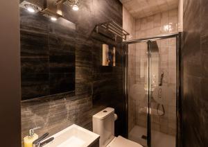 ISG Apartments Carlos Cañal 17