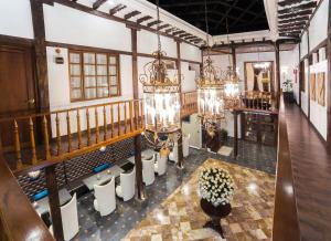 Felicia Hotel & Suites