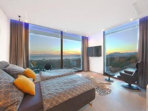Villa in Marbella with Private Heated Pool