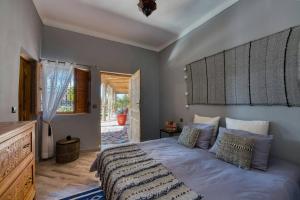 Villa piscine chauffe spa