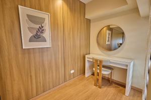 Edsa Heights Loft Unit AMA Tower Unit 3301